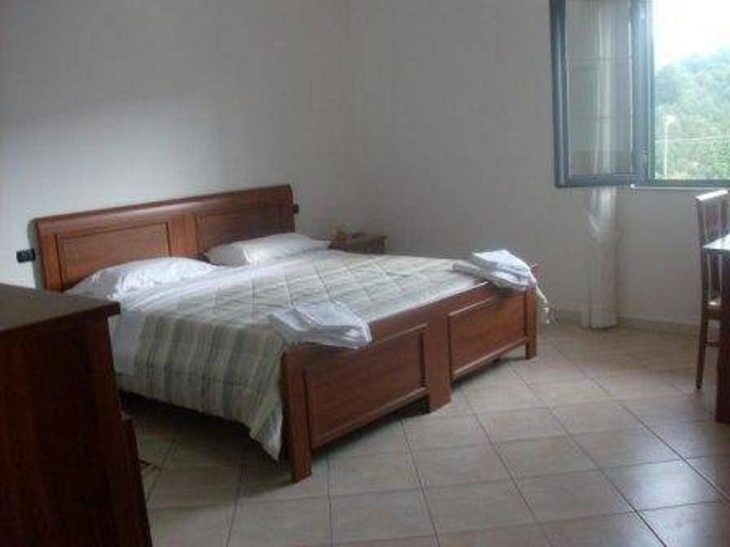 Del Riccio Hotel Martirano Szoba fotó